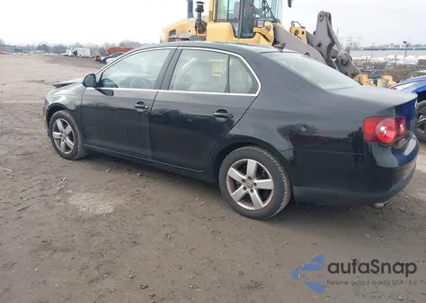 2009 Volkswagen Jetta Se/Sel from USA, damaged, VIN 3VWRZ71K79M059091